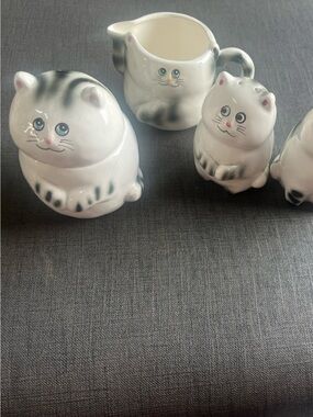 Lefton White and Gray Ceramic Cat Creamer and Figurine Set